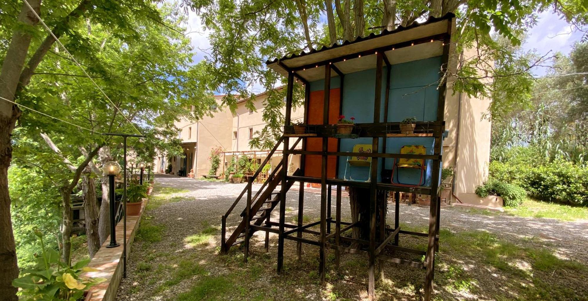 La Tonnaia Apartment Lari Exterior photo