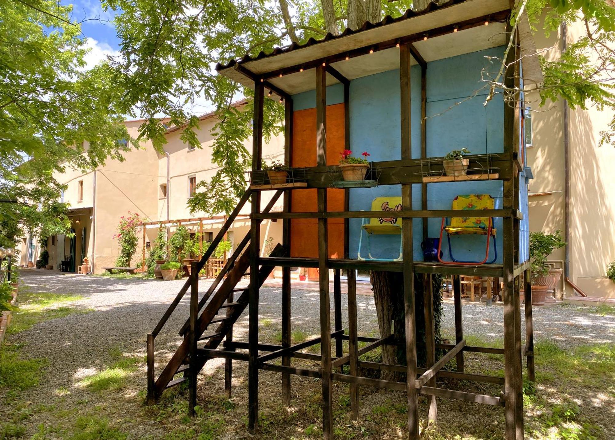 La Tonnaia Apartment Lari Exterior photo